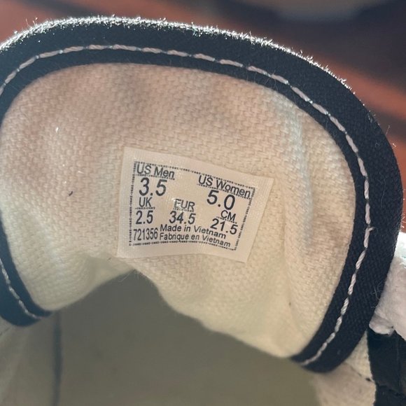 Black canvas vans - Picture 4 of 5